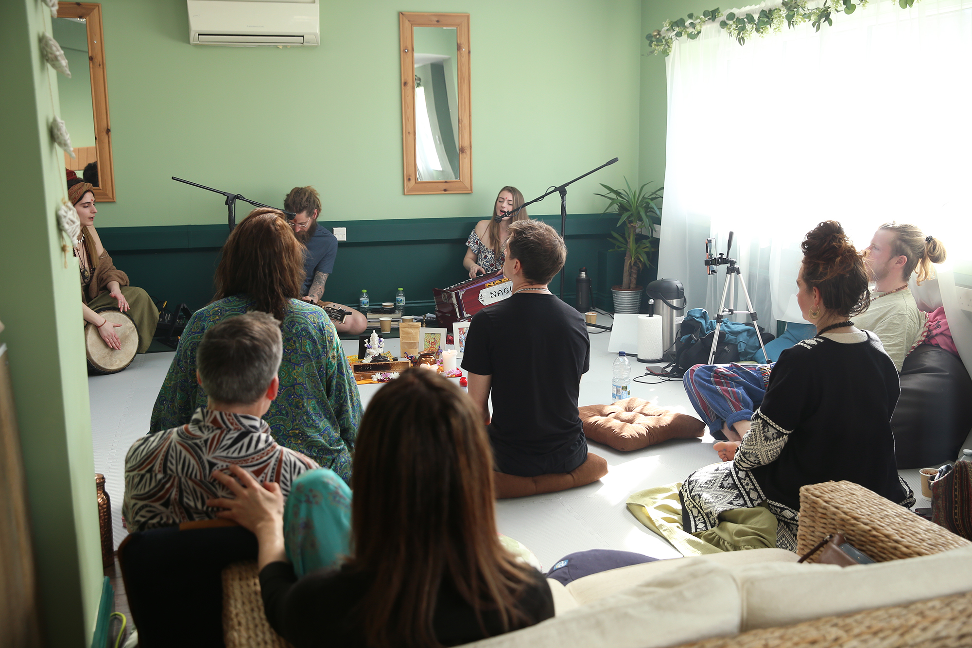 Kirtan and Ceremonial Cacao Gathering - Image 6